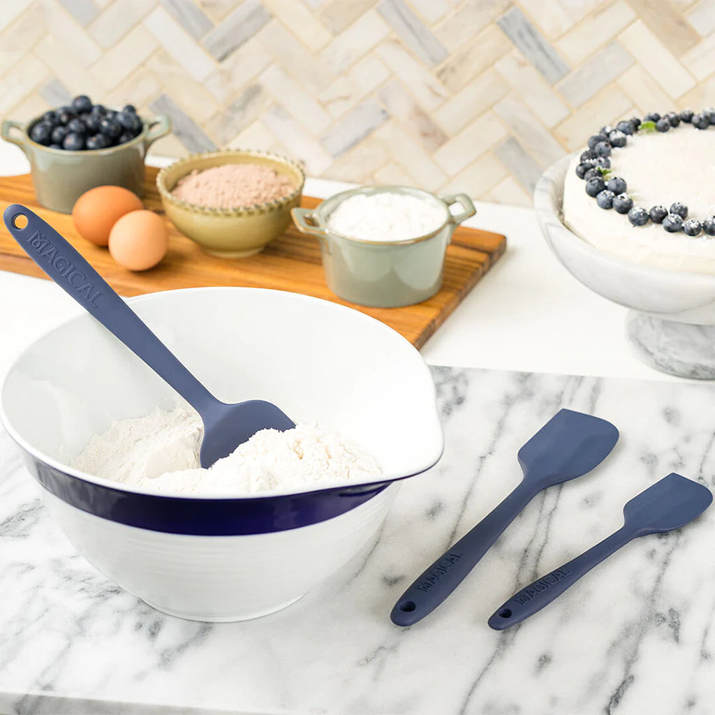Magical Spatulas 3-Pack close-up detail of the ergonomic silicone handle