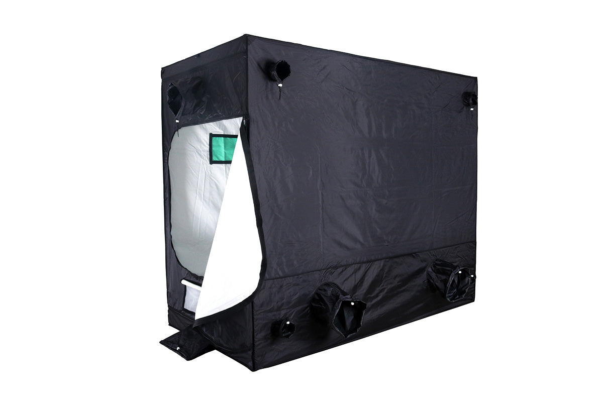 Uplift irrigation bar and irrigation ports of the BudBox PRO XXL tent