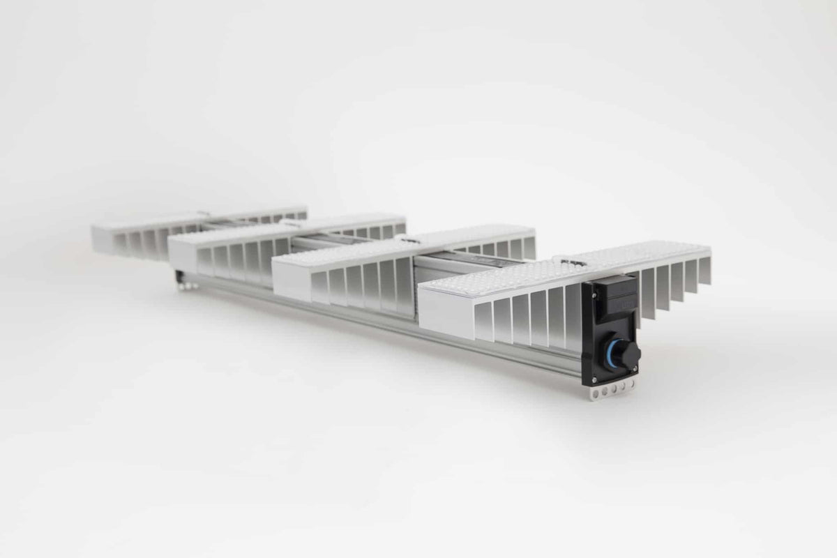 Sanlight EVO 4-100 1.5 close-up of the secondary optics and LED modules