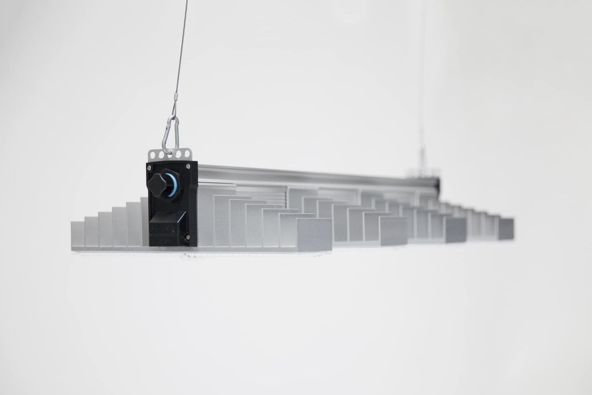 Sanlight EVO 4-80 1.5 LED grow light bar front view
