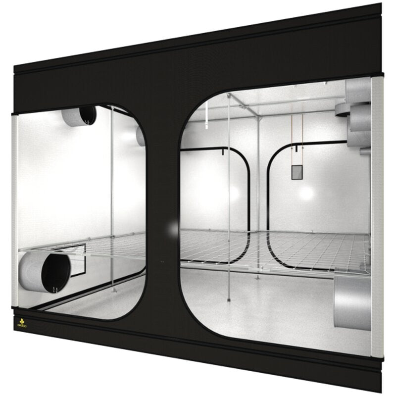 Secret Jardin Dark Room 300 R4.0 297x297x217cm